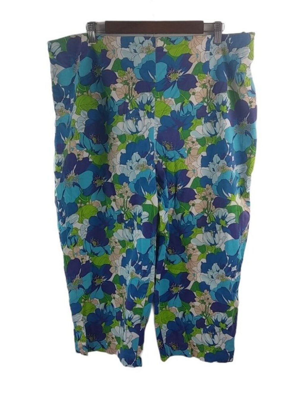Kathy Ireland 24 Blue Floral Stretch Capri Pants